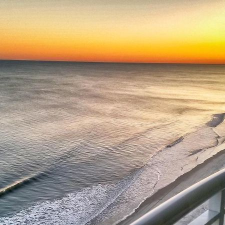 Stunning Ocean Front Views Steps To Boardwalkpier Lägenhet Myrtle Beach Exteriör bild